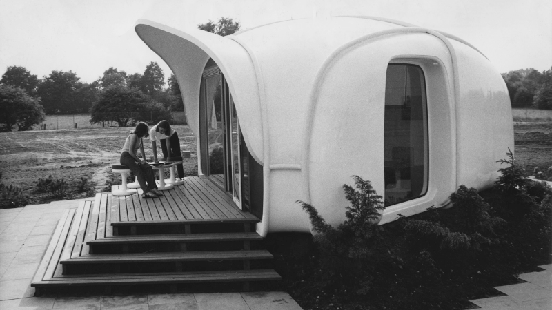 Illustration for article titled Plastic Homes from the Days When Plastic Was the Future